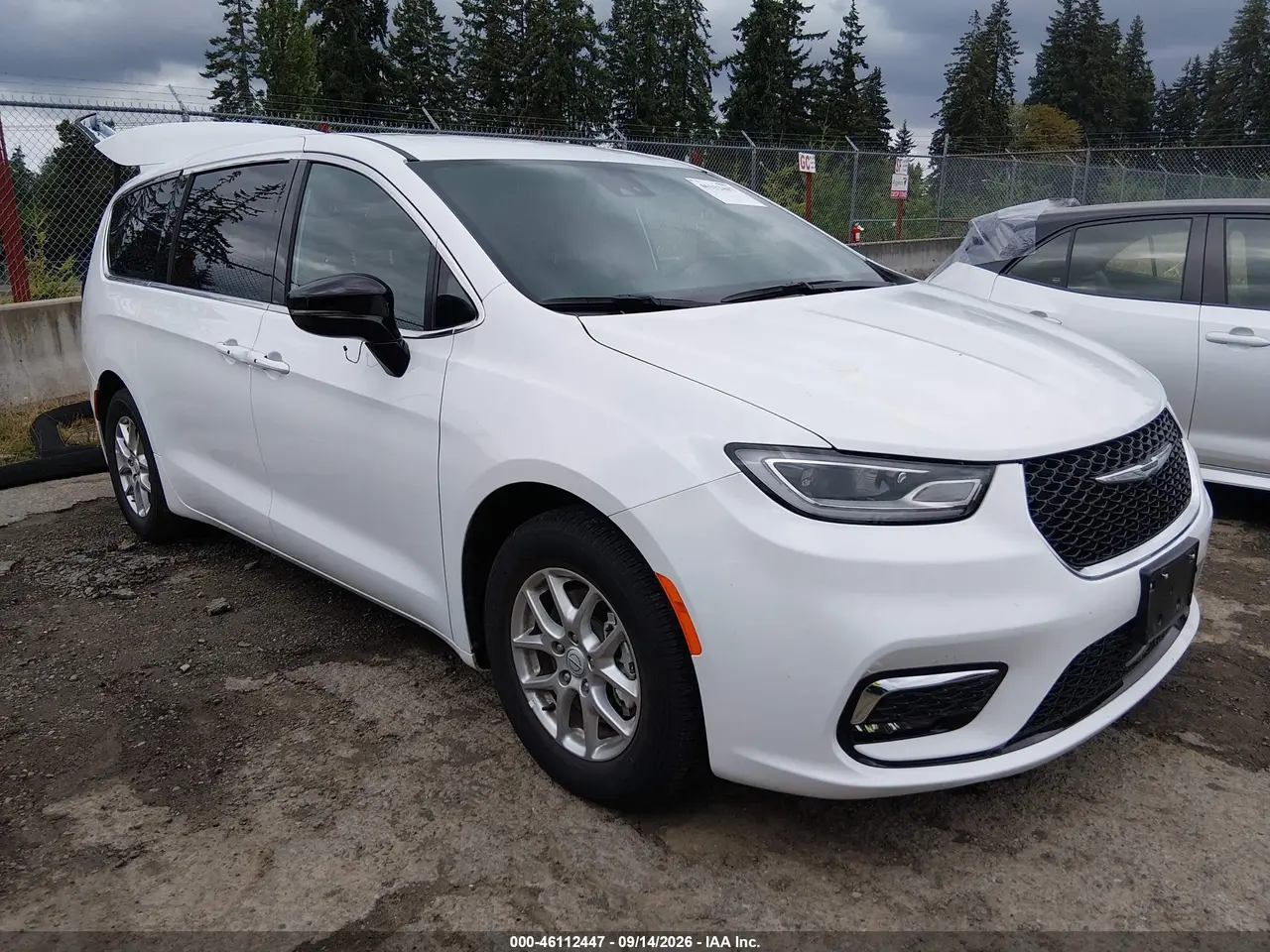 Chrysler Pacifica Select 2026