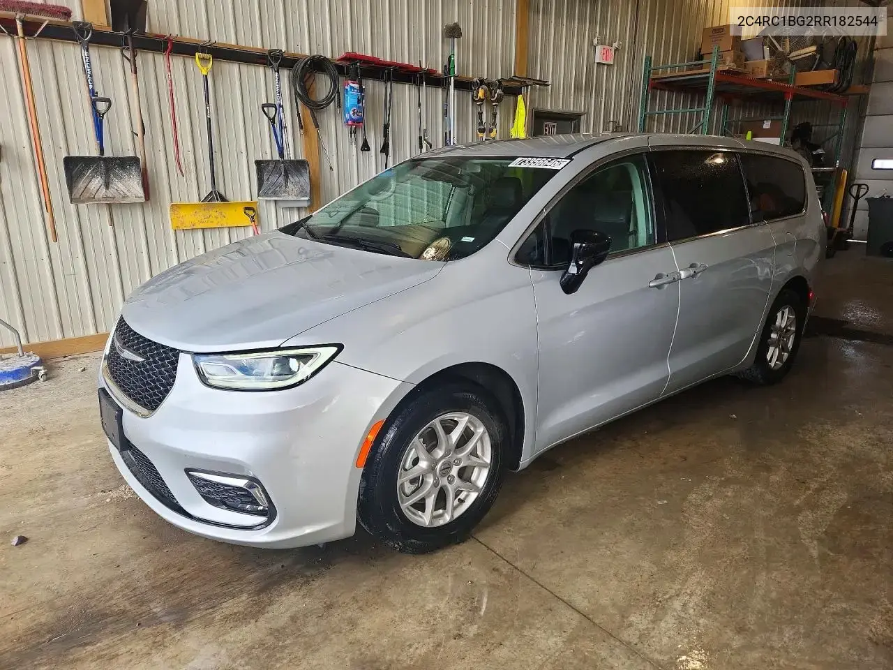 Chrysler Pacifica Touring L 2024