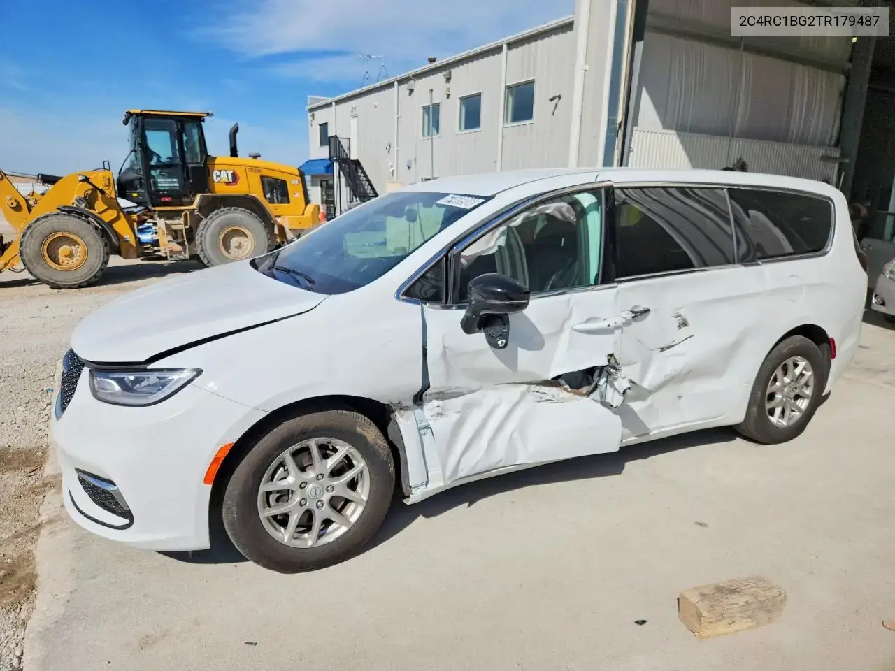 Chrysler Pacifica Select 2026