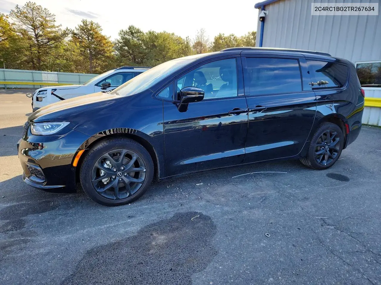Chrysler Pacifica Select 2026