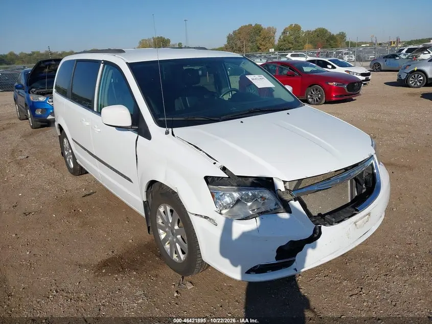 Chrysler Town & Country Touring 2016