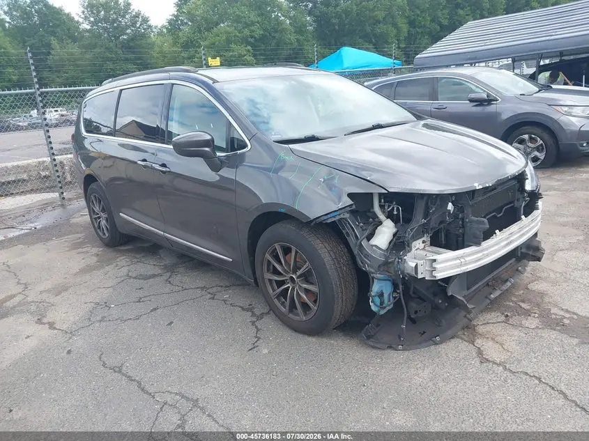 Chrysler Pacifica Touring-L 2017