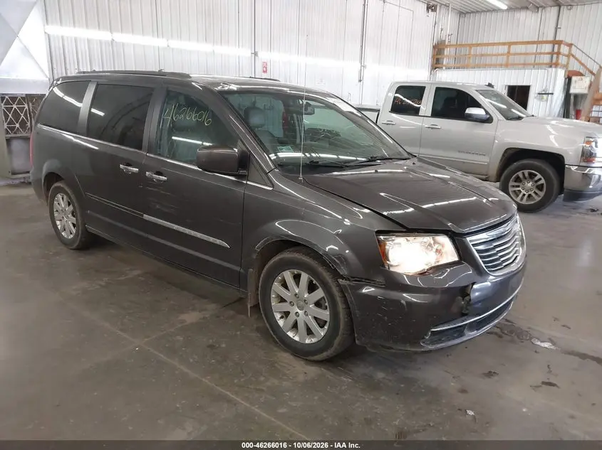 Chrysler Town & Country Touring 2015