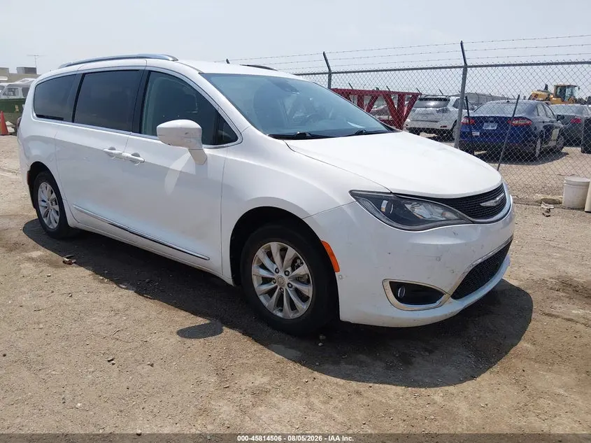 Chrysler Pacifica Touring L 2018