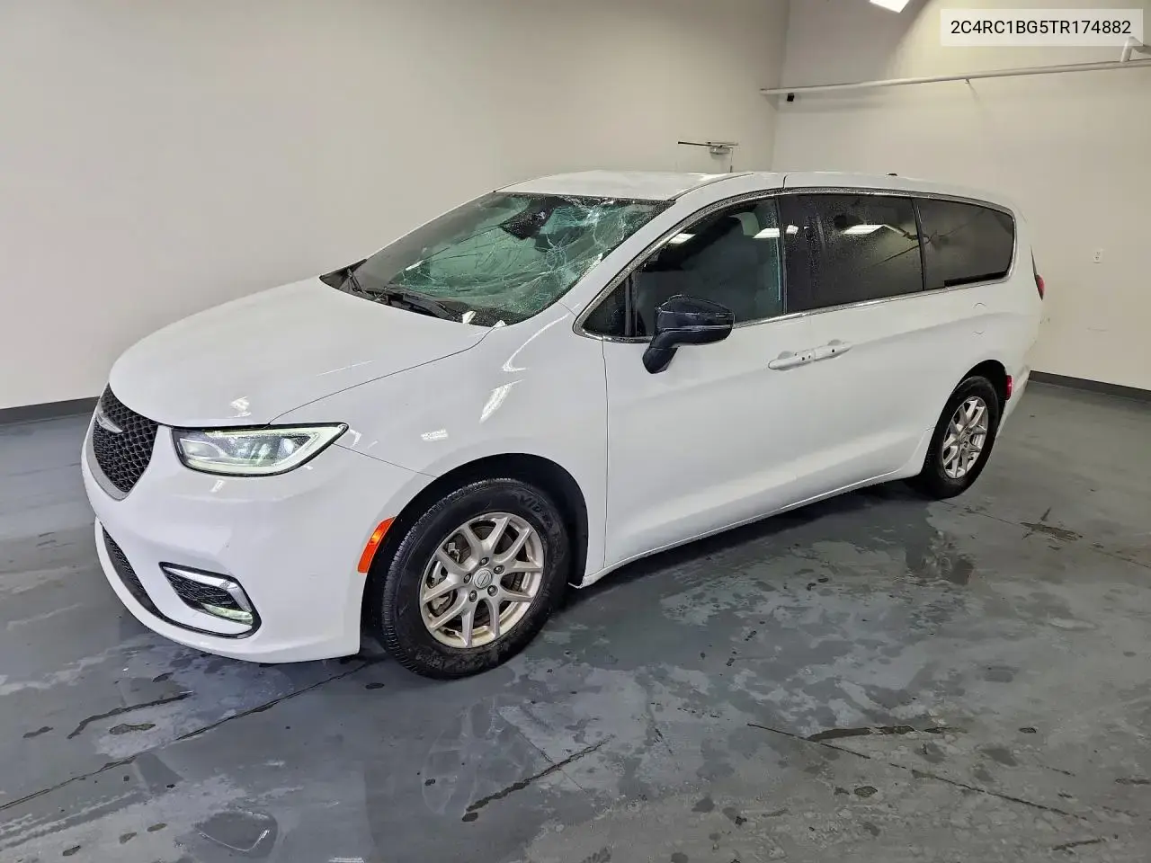 Chrysler Pacifica Select 2026