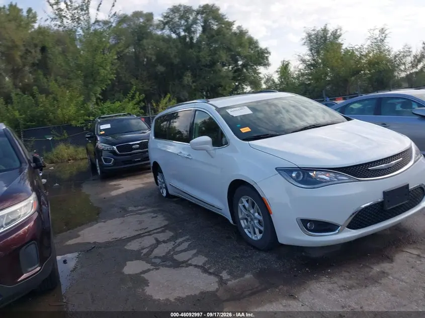 Chrysler Pacifica Touring L 2020