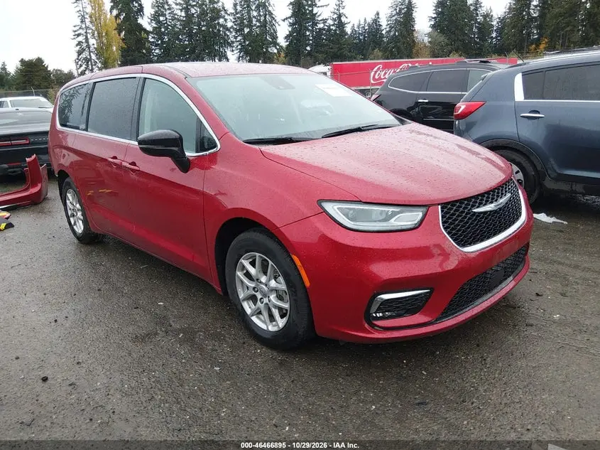 Chrysler Pacifica Touring L 2024