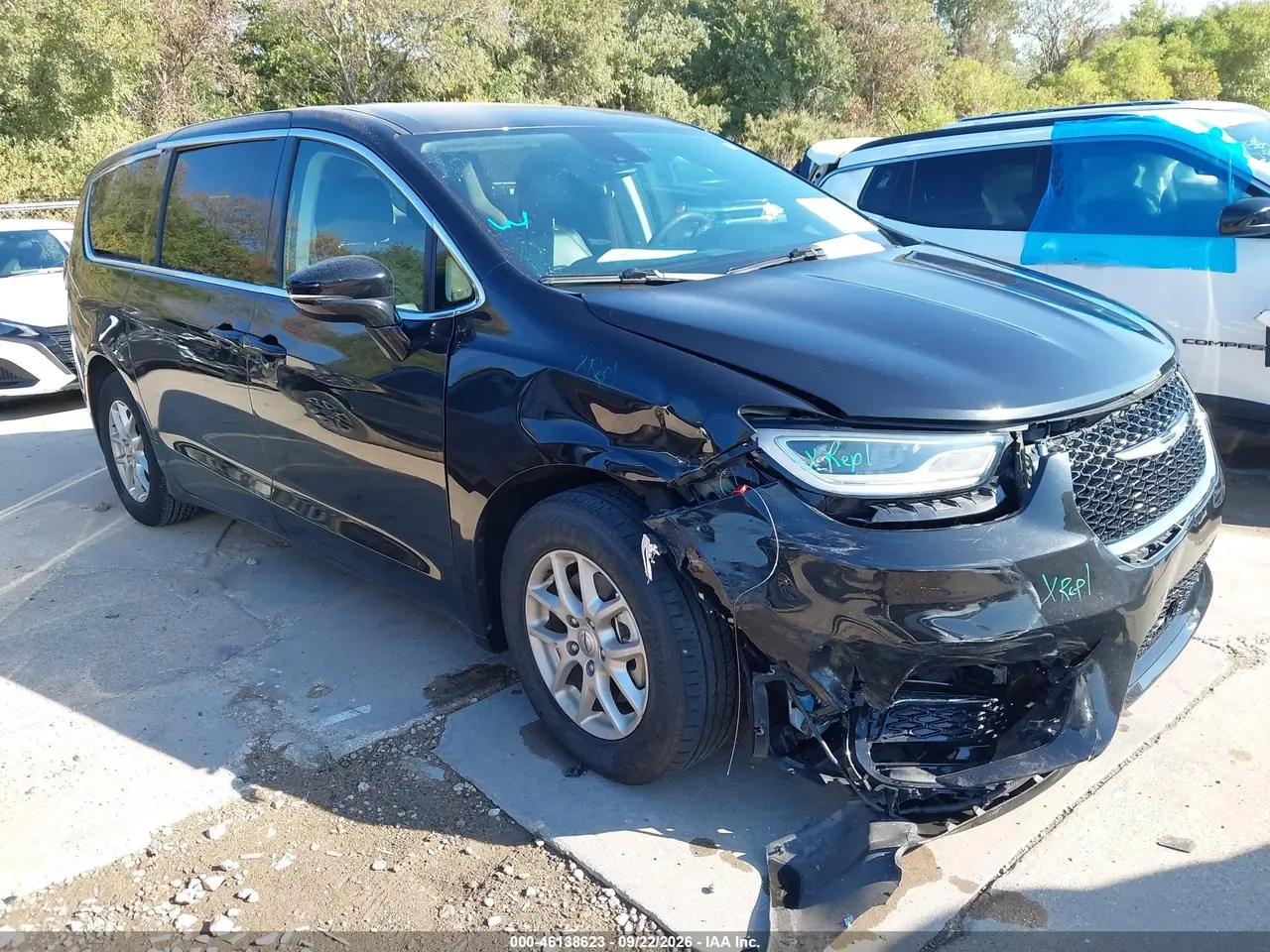 Chrysler Pacifica Touring L 2024