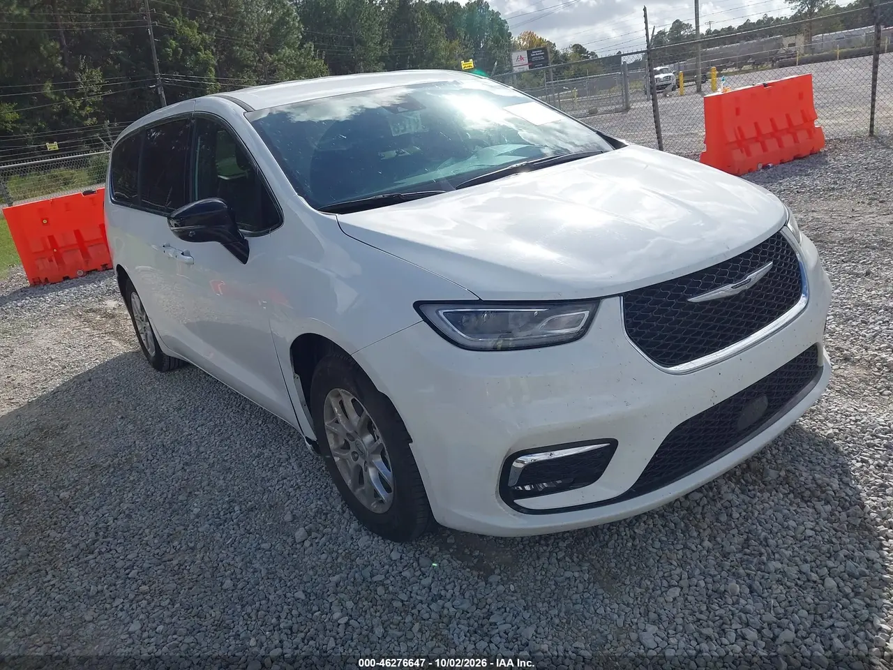Chrysler Pacifica Select 2025