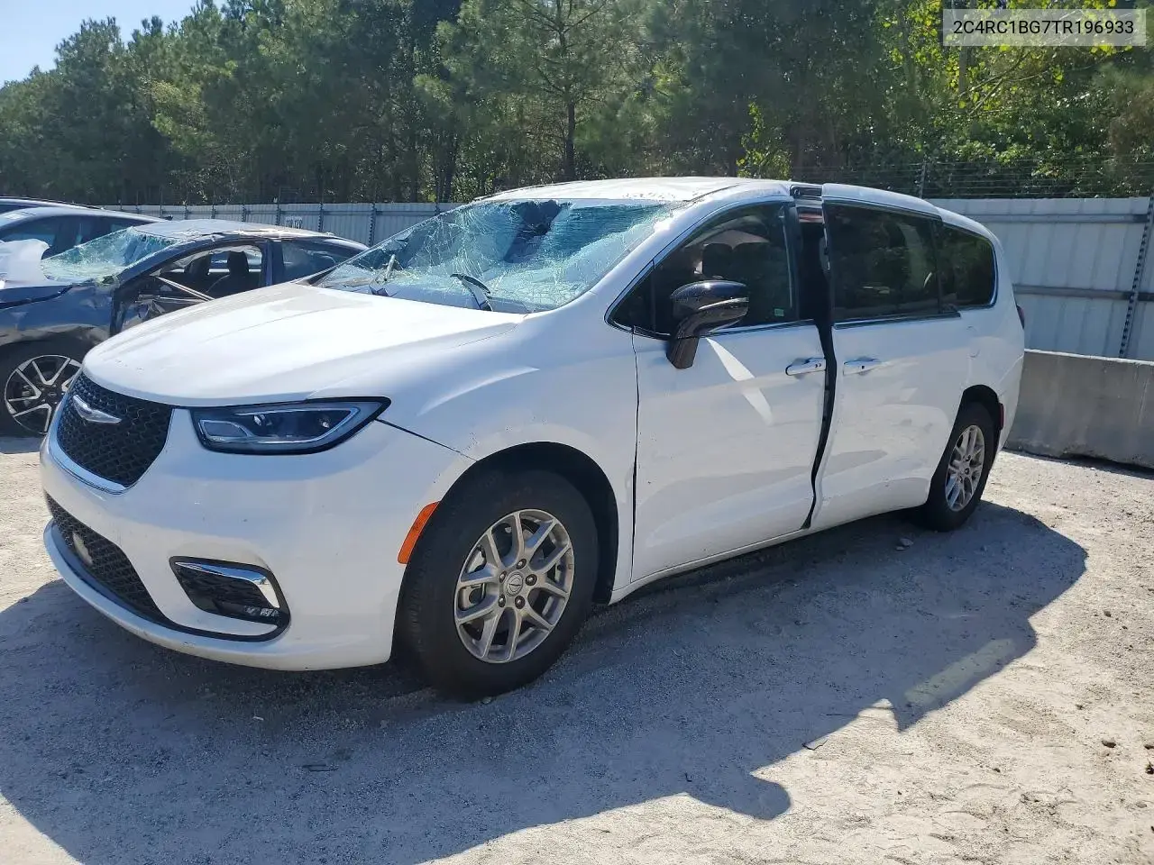 Chrysler Pacifica Select 2026