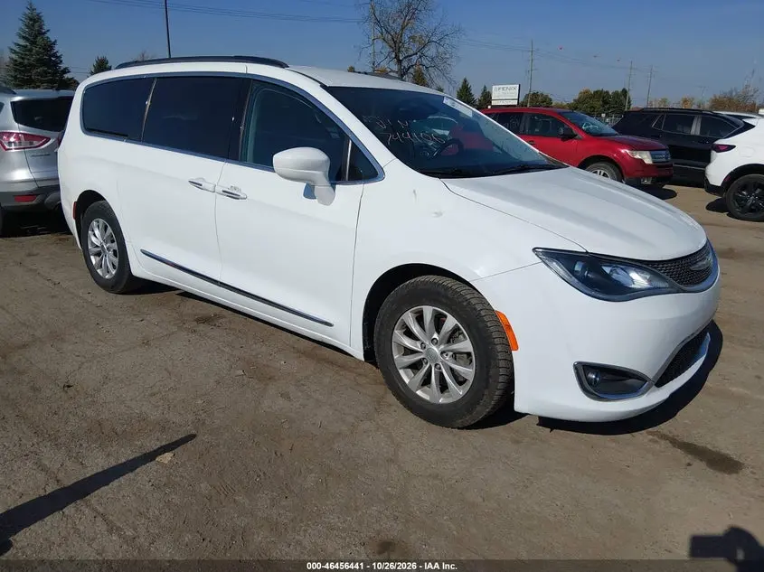 Chrysler Pacifica Touring-L 2017