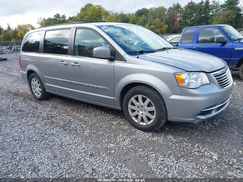 Chrysler Town & Country Touring 2016