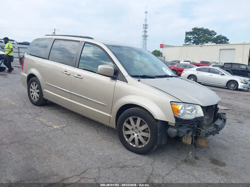 Chrysler Town & Country Touring 2016