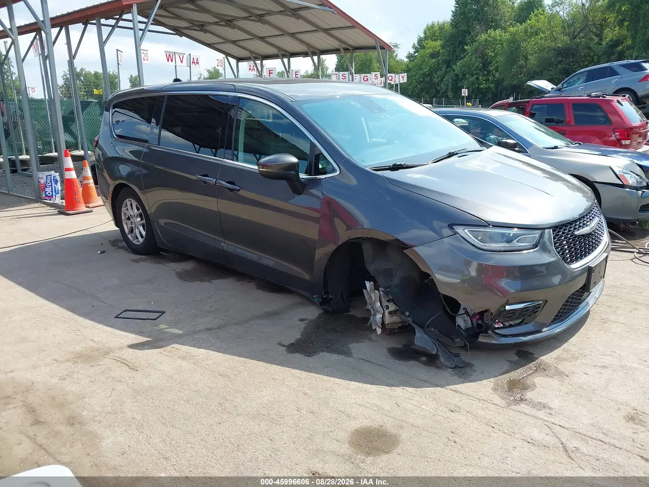 Chrysler Pacifica Touring L 2023
