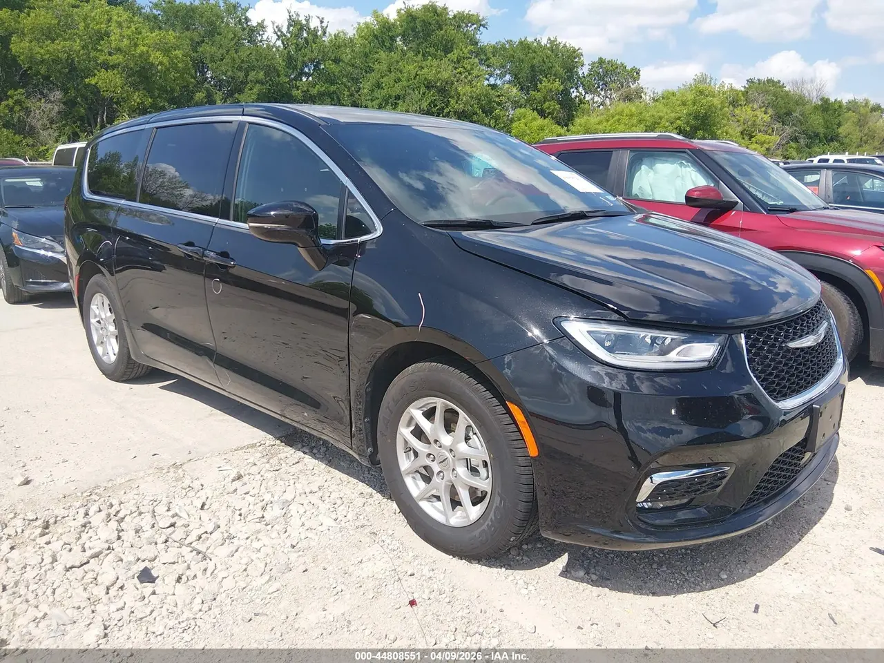 Chrysler Pacifica Select 2025