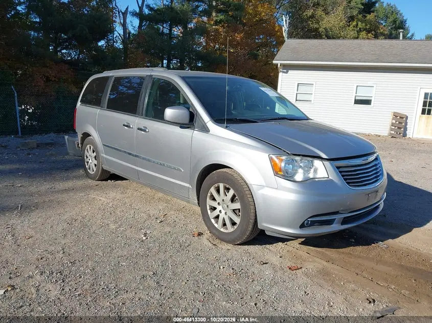 Chrysler Town & Country Touring 2016