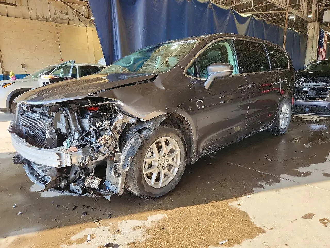 Chrysler Pacifica Touring L 2023