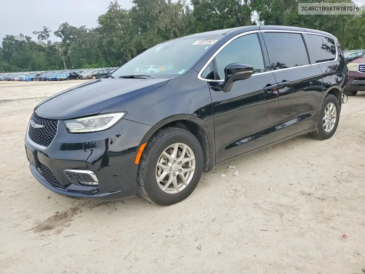 Chrysler Pacifica Select 2026