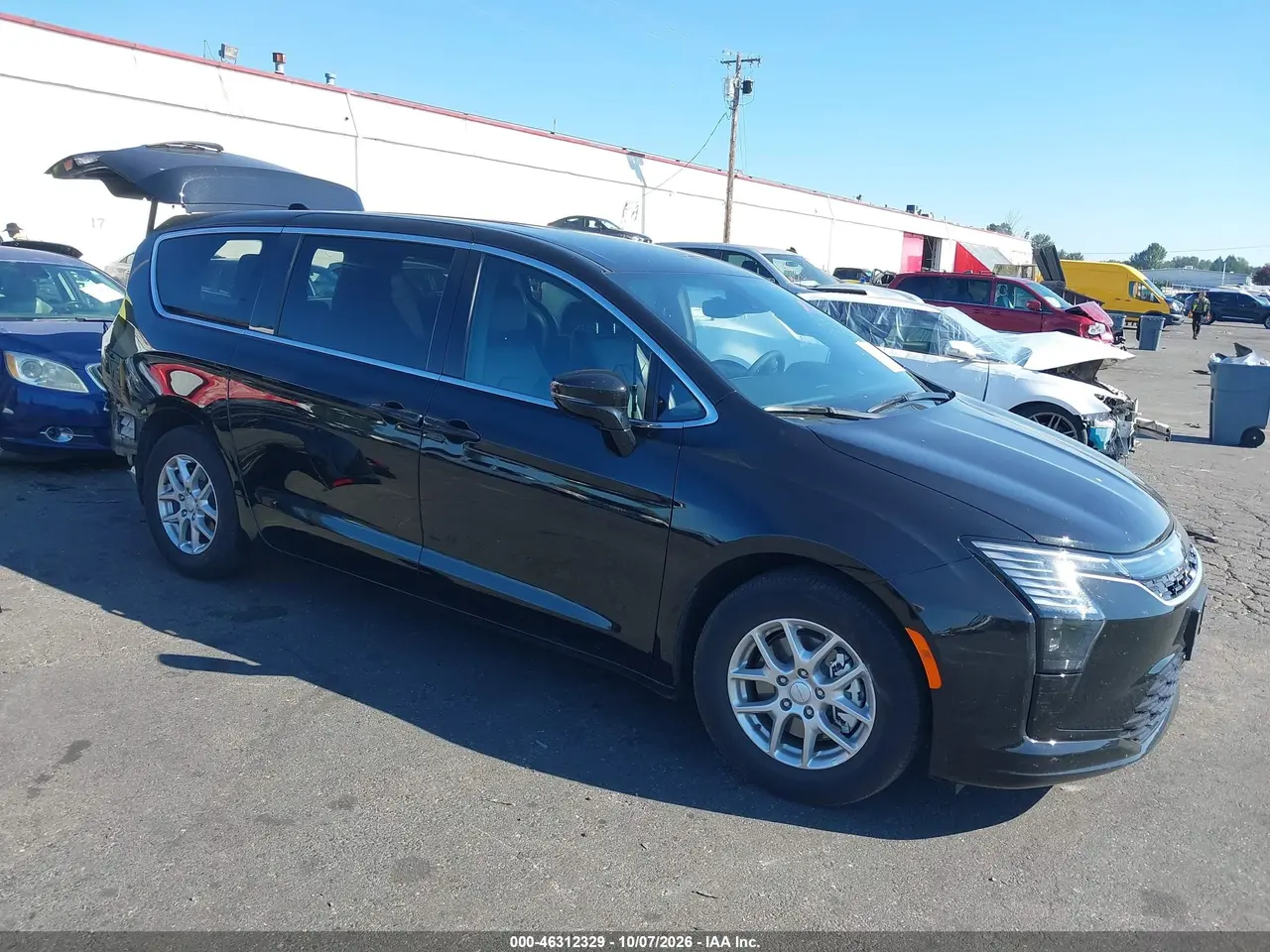 Chrysler Pacifica 2027