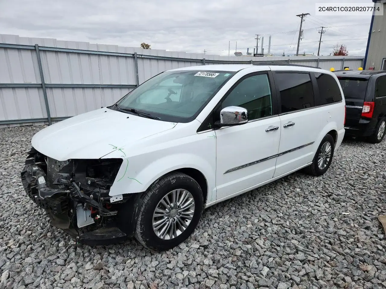 Chrysler Town & Country Touring L 2016