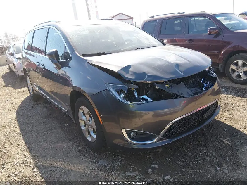Chrysler Pacifica Touring-L Plus 2017