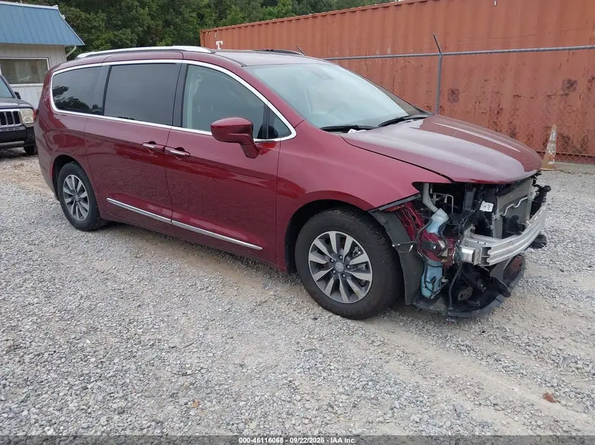 Chrysler Pacifica Touring L Plus 2020