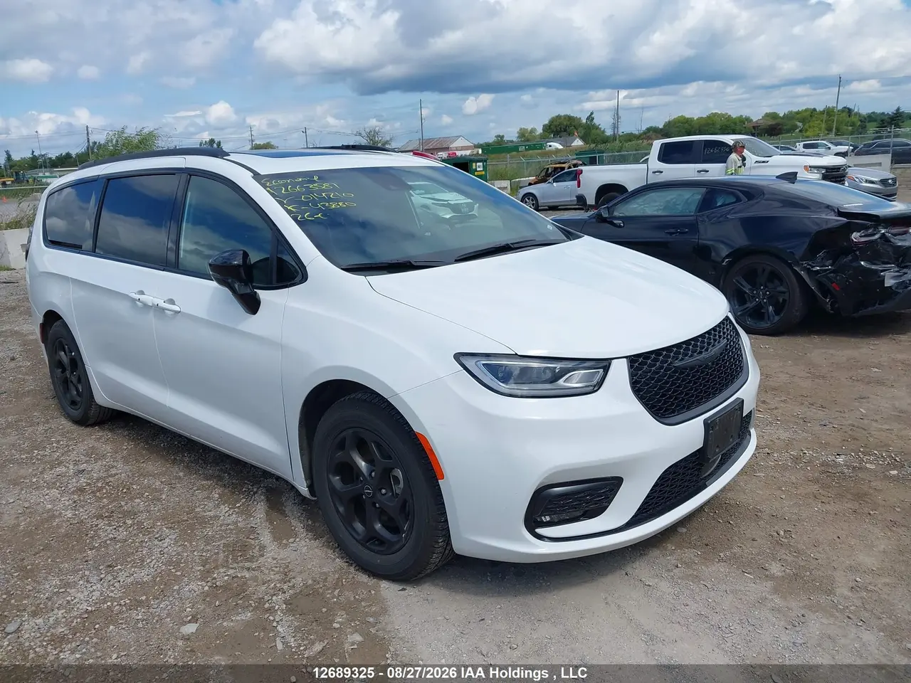 Chrysler Pacifica Limited 2025