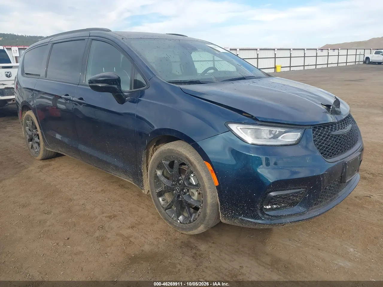 Chrysler Pacifica Limited 2025