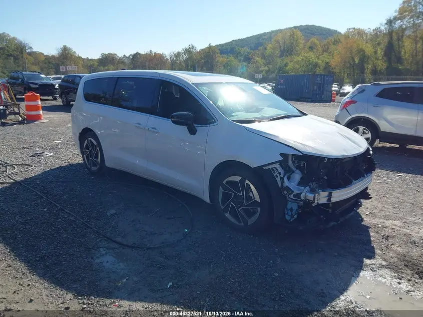 Chrysler Pacifica 2027