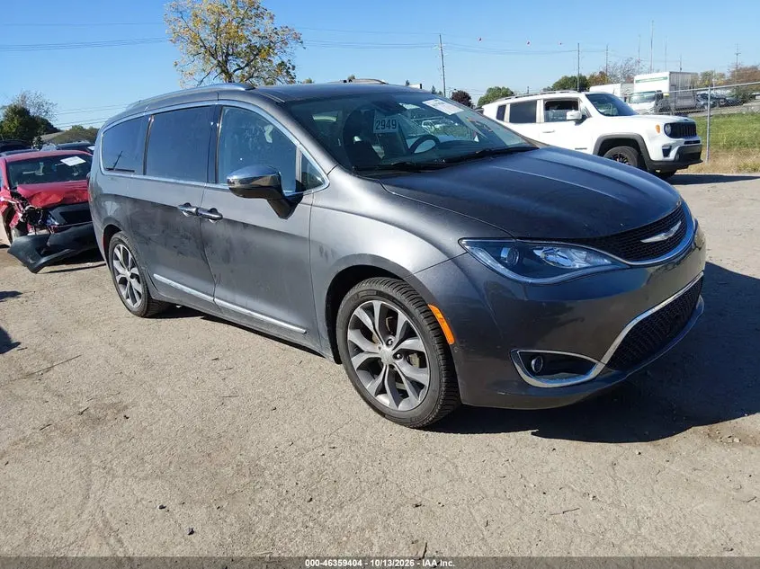 Chrysler Pacifica Limited 2018
