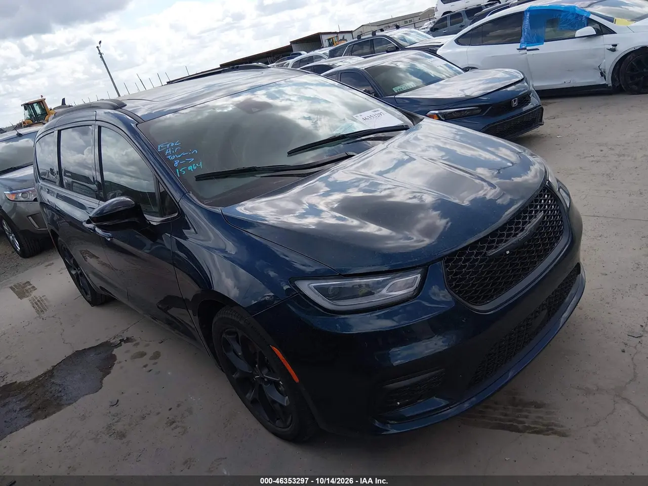 Chrysler Pacifica Limited 2025