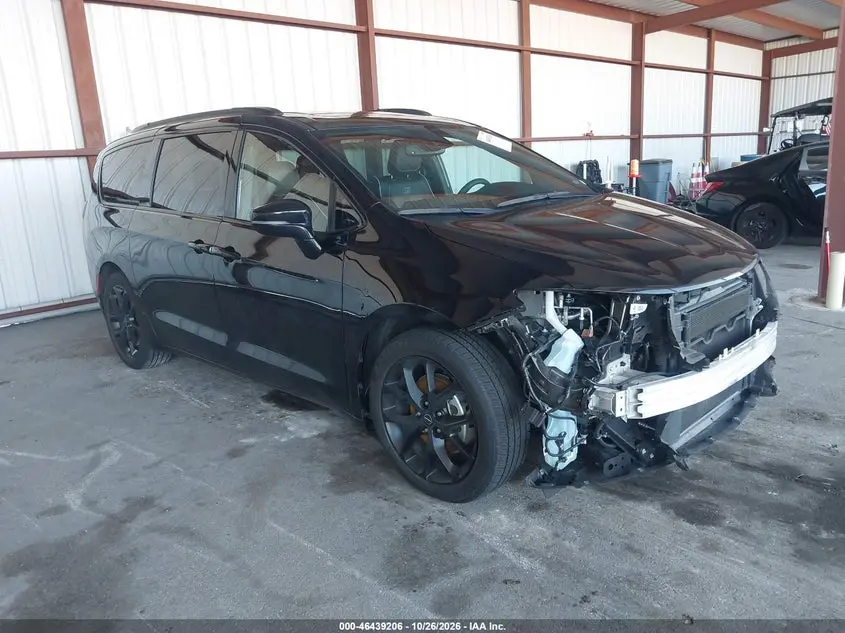 Chrysler Pacifica Limited 2025