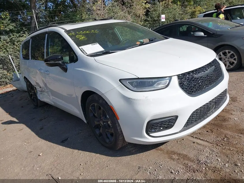 Chrysler Pacifica Limited 2025