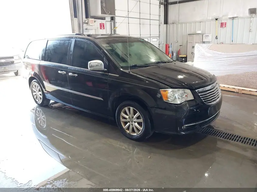Chrysler Town & Country Limited Platinum 2016