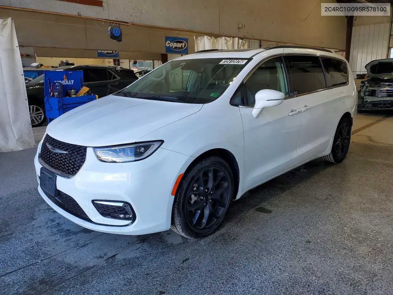 Chrysler Pacifica Limited 2025