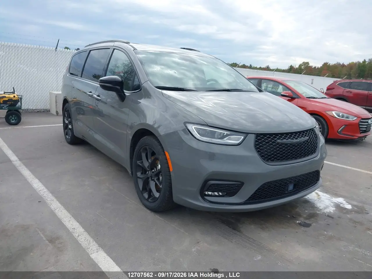 Chrysler Pacifica Limited 2025