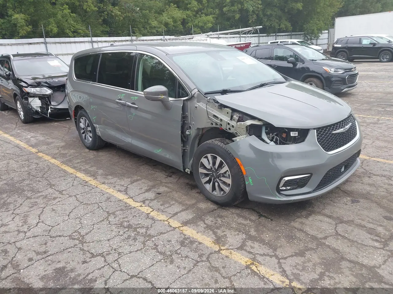 Chrysler Pacifica Hybrid Touring L 2022