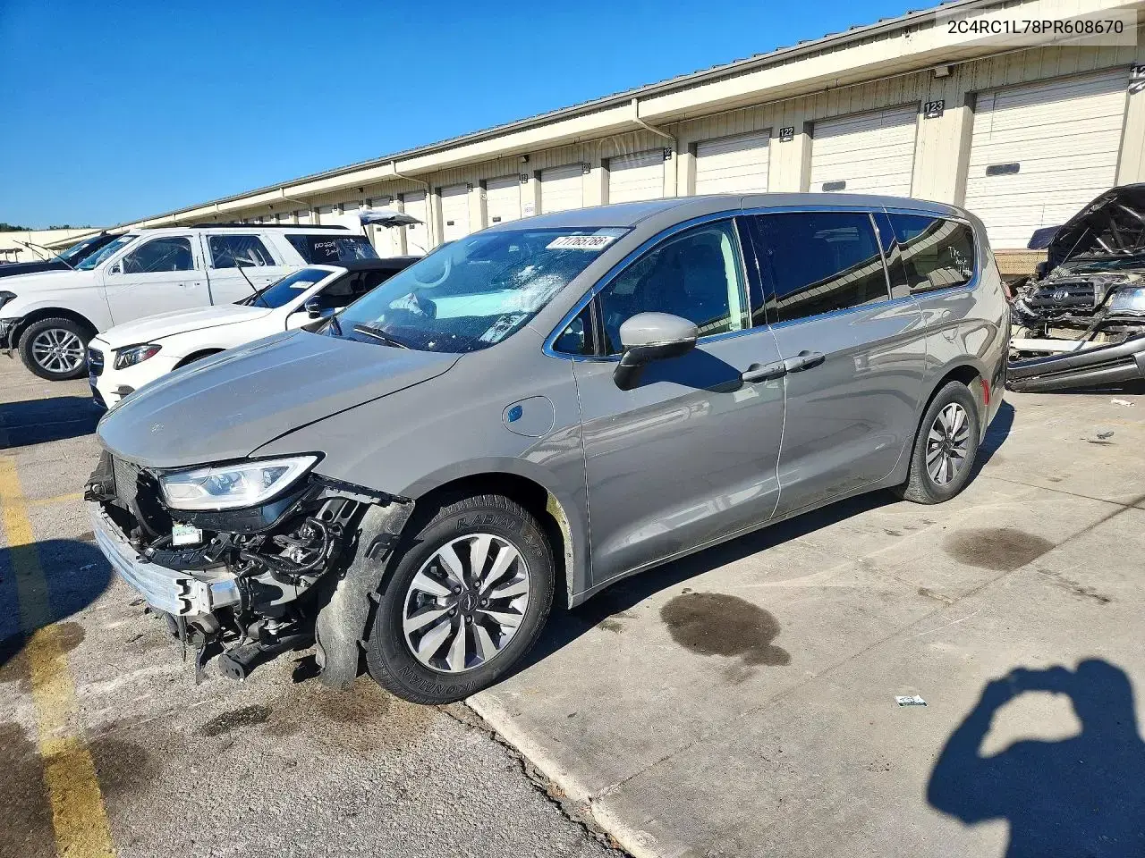 Chrysler Pacifica Hybrid Touring L 2023