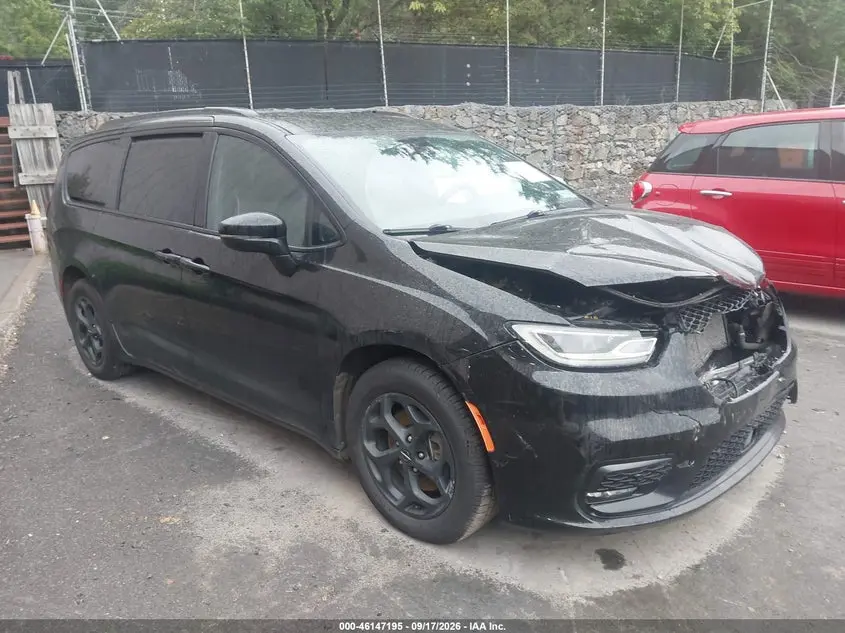 Chrysler Pacifica Hybrid Limited 2021