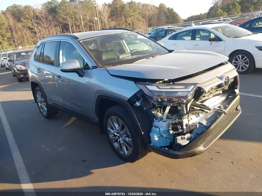 Toyota Rav4 Xle Premium 2025