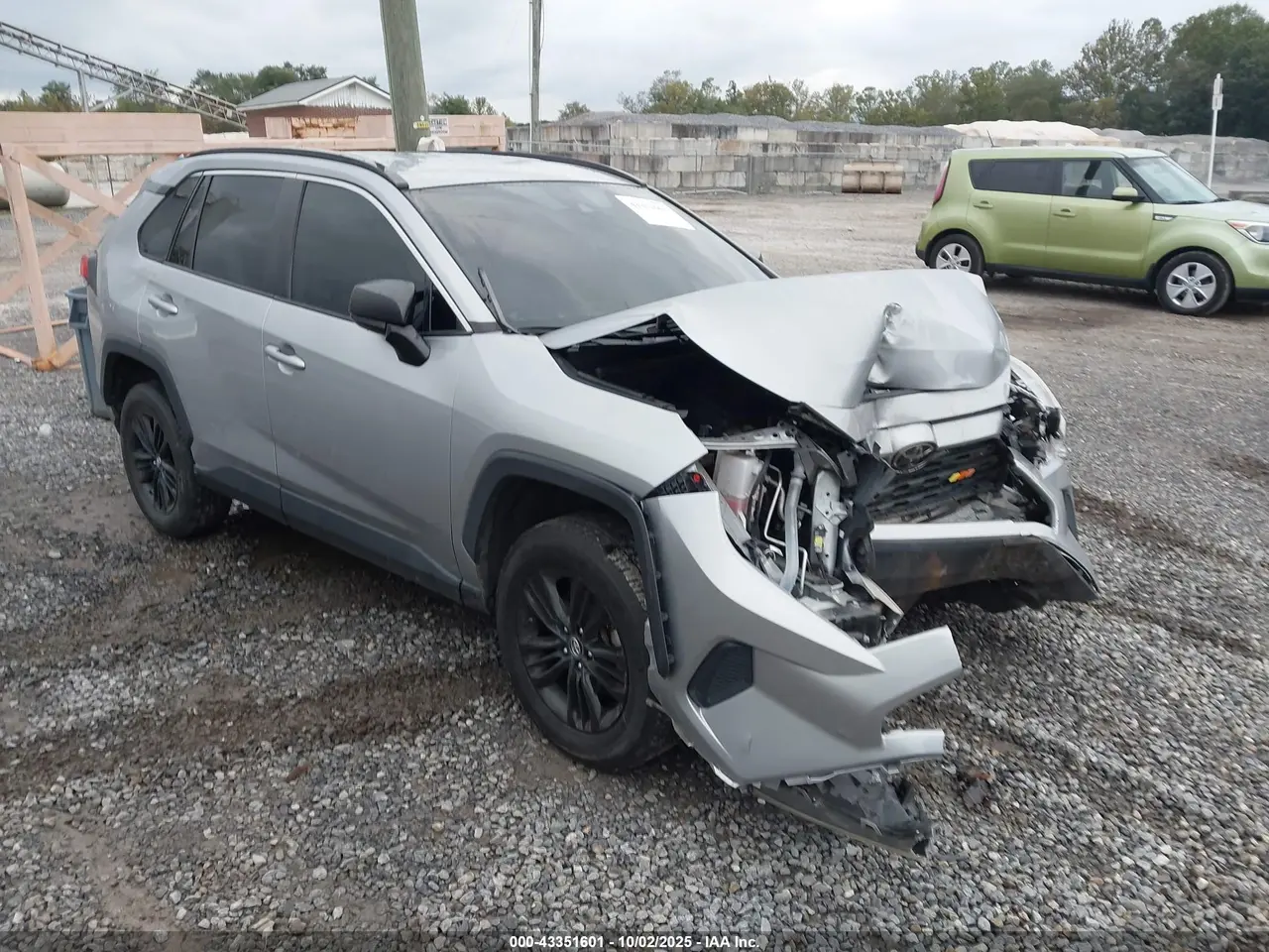 Toyota Rav4 Le 2021