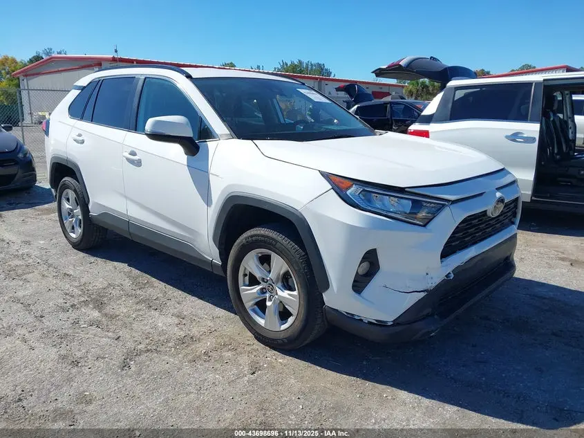 Toyota Rav4 Xle 2021