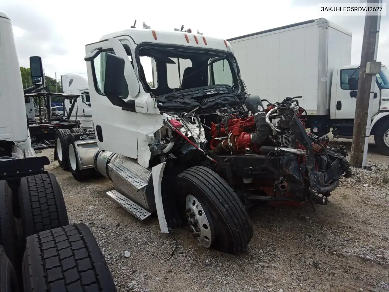 Freightliner Cascadia 126 Semi Truck 2024
