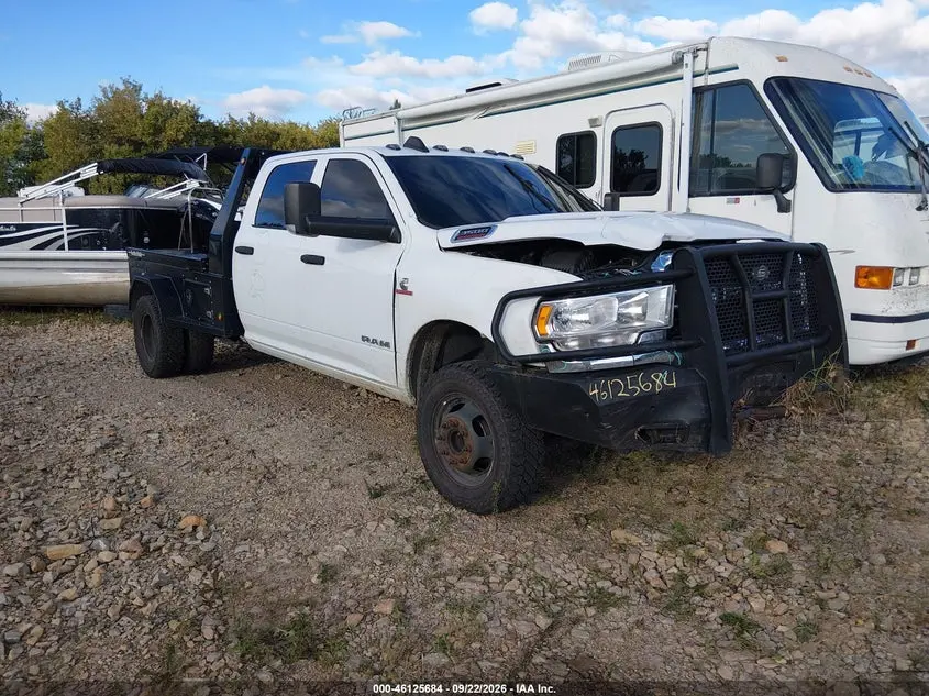 Ram 3500 Tradesman 4X4 8' Box 2021