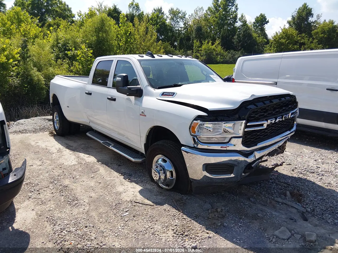 Ram 3500 Tradesman 4X4 8' Box 2023