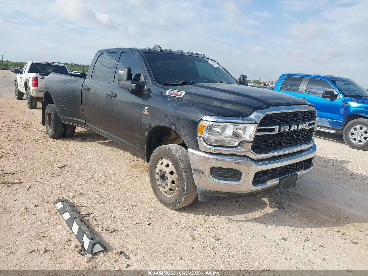Ram 3500 Tradesman 4X4 8' Box 2024