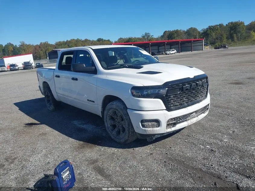 Ram 1500 Express 4X4 5'7 Box 2026