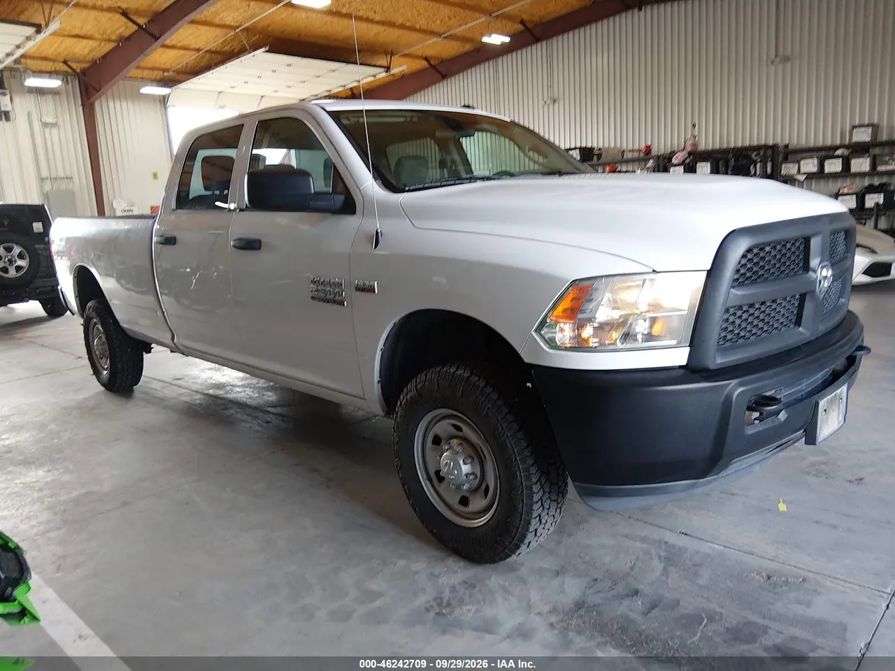 Ram 2500 Tradesman 4X4 8' Box 2018