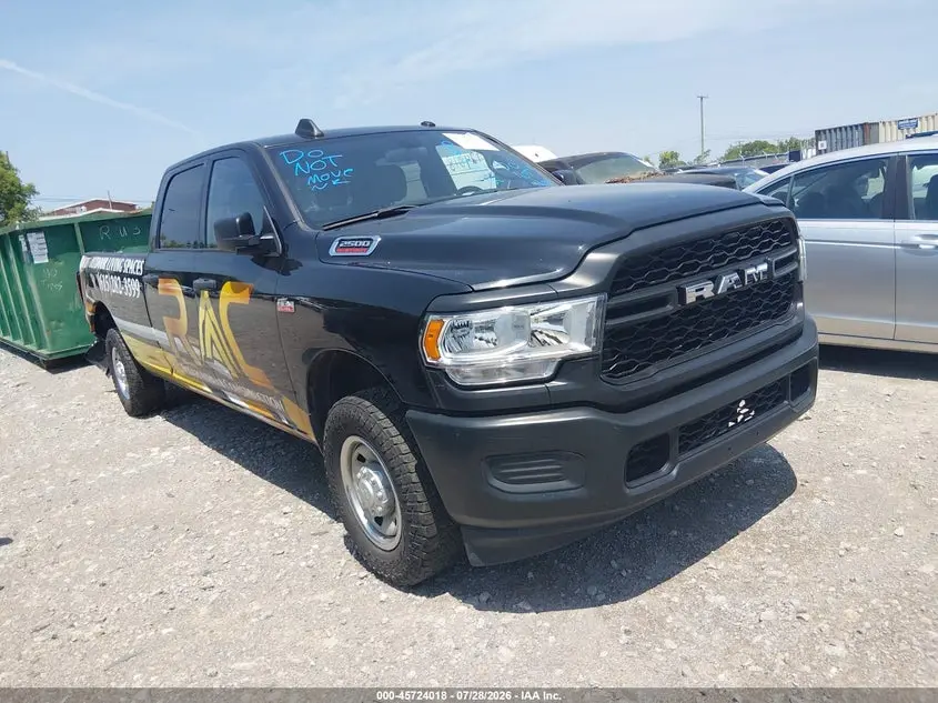 Ram 2500 Tradesman 4X2 8' Box 2022