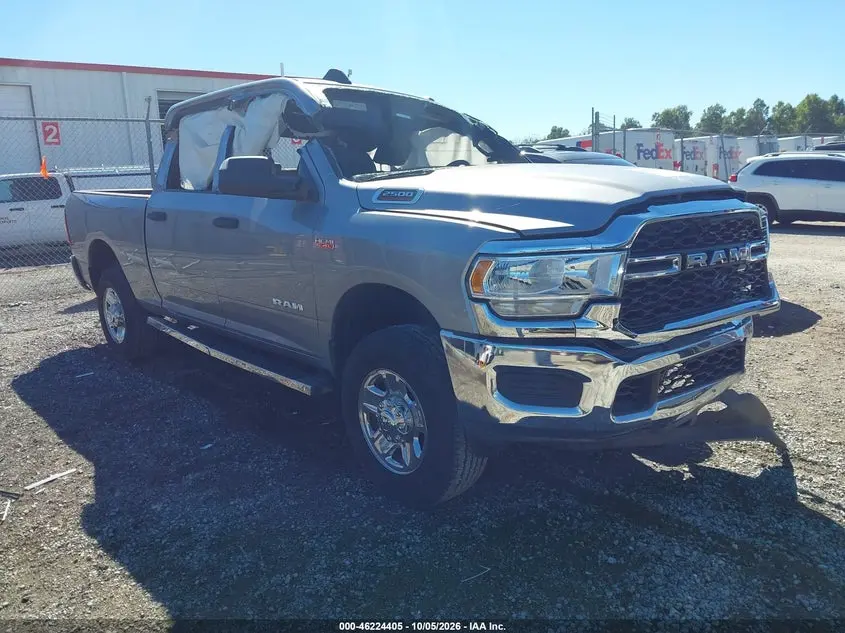 Ram 2500 Tradesman 4X4 6'4 Box 2022